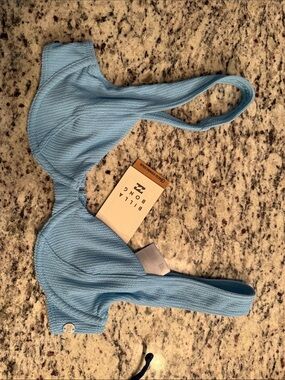 NWT Billabong Sky Blue Ribbed Swim Top